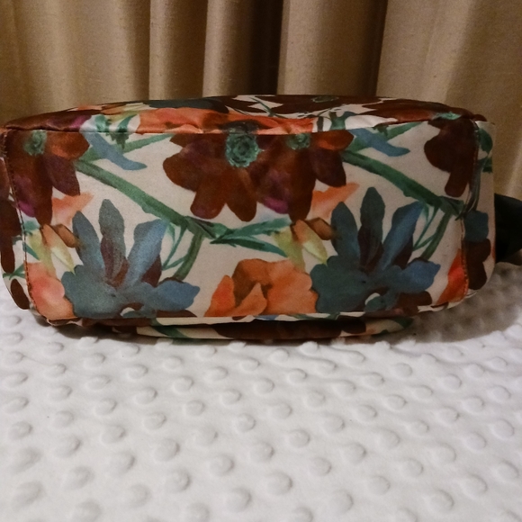 SUOYATE Shoulder/Crossbody Bag - Picture 3 of 8
